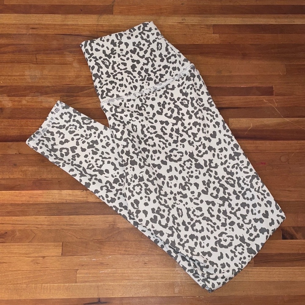 Leopard Print Full Length Leggings Size S
